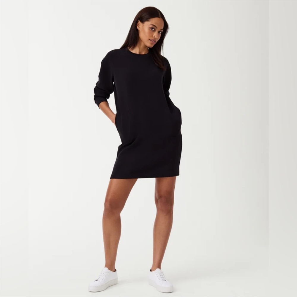 SPANX Black  AIR ESSENTIALS dress L❤️❤️❤️